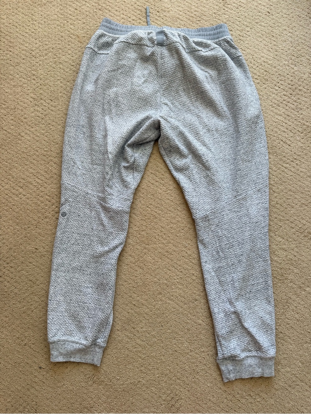 Lululemon joggers - Picture 2 of 4